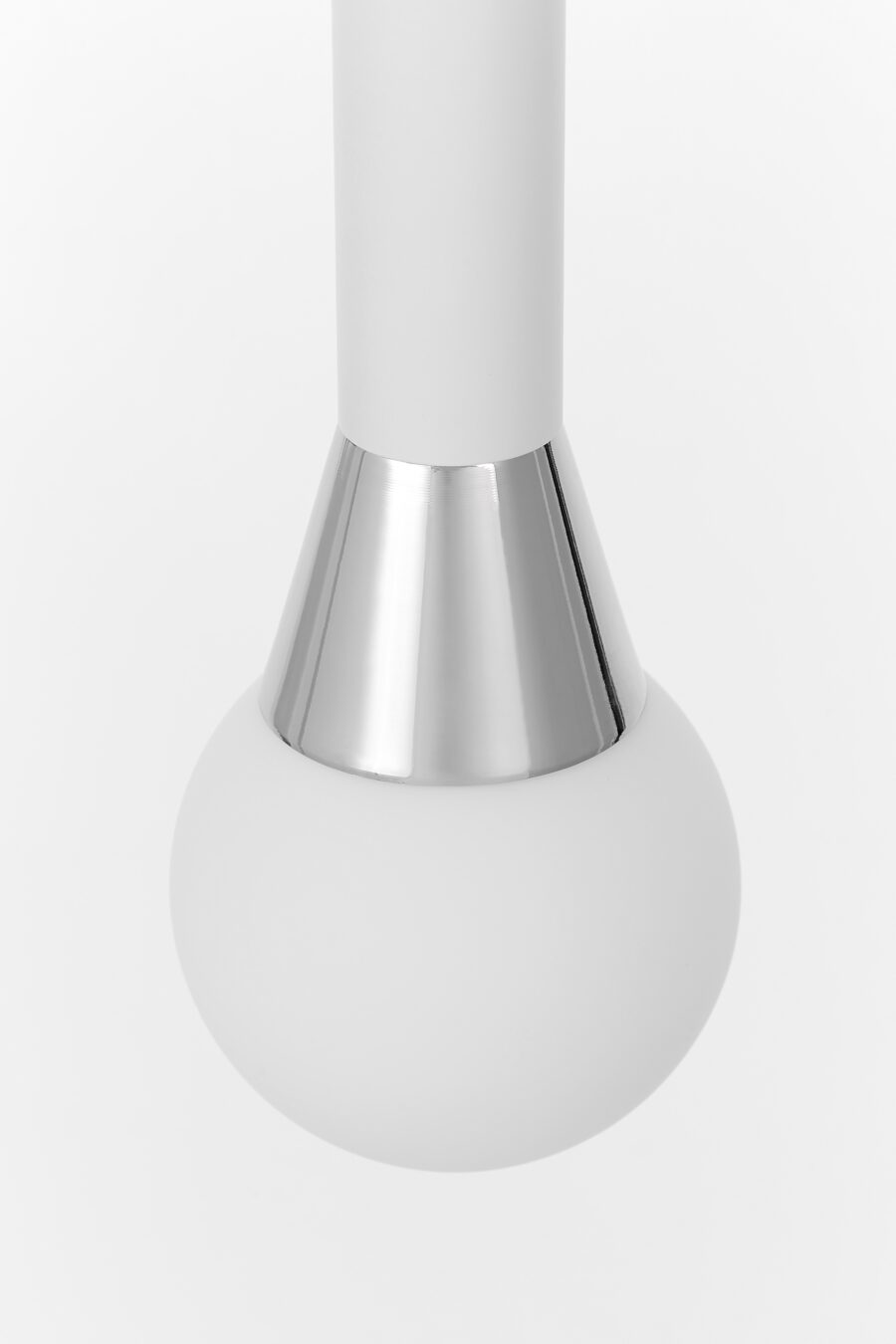 lampada a sospensione sfera bianca tubolare cromo folino w1