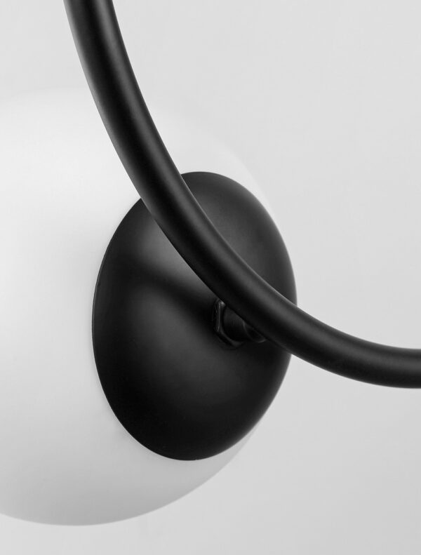Lampadario a sospensione moderno nero a sfera LEDO W2