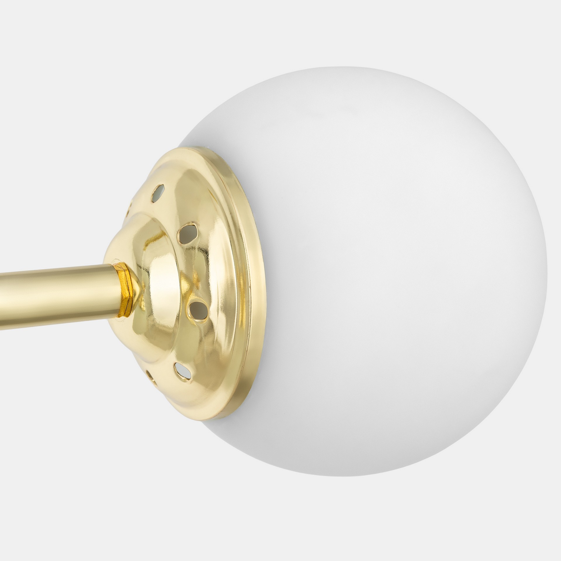 Lampadario a SOSPENSIONE A sfera con attacco a soffitto a piastra FINO W4